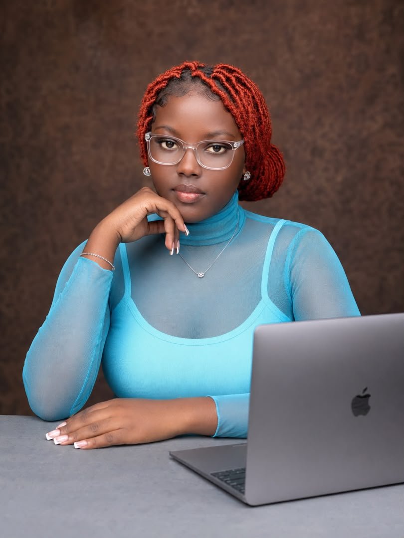 Portrait professionnel de Gloria Noella Fafa DJEDJI